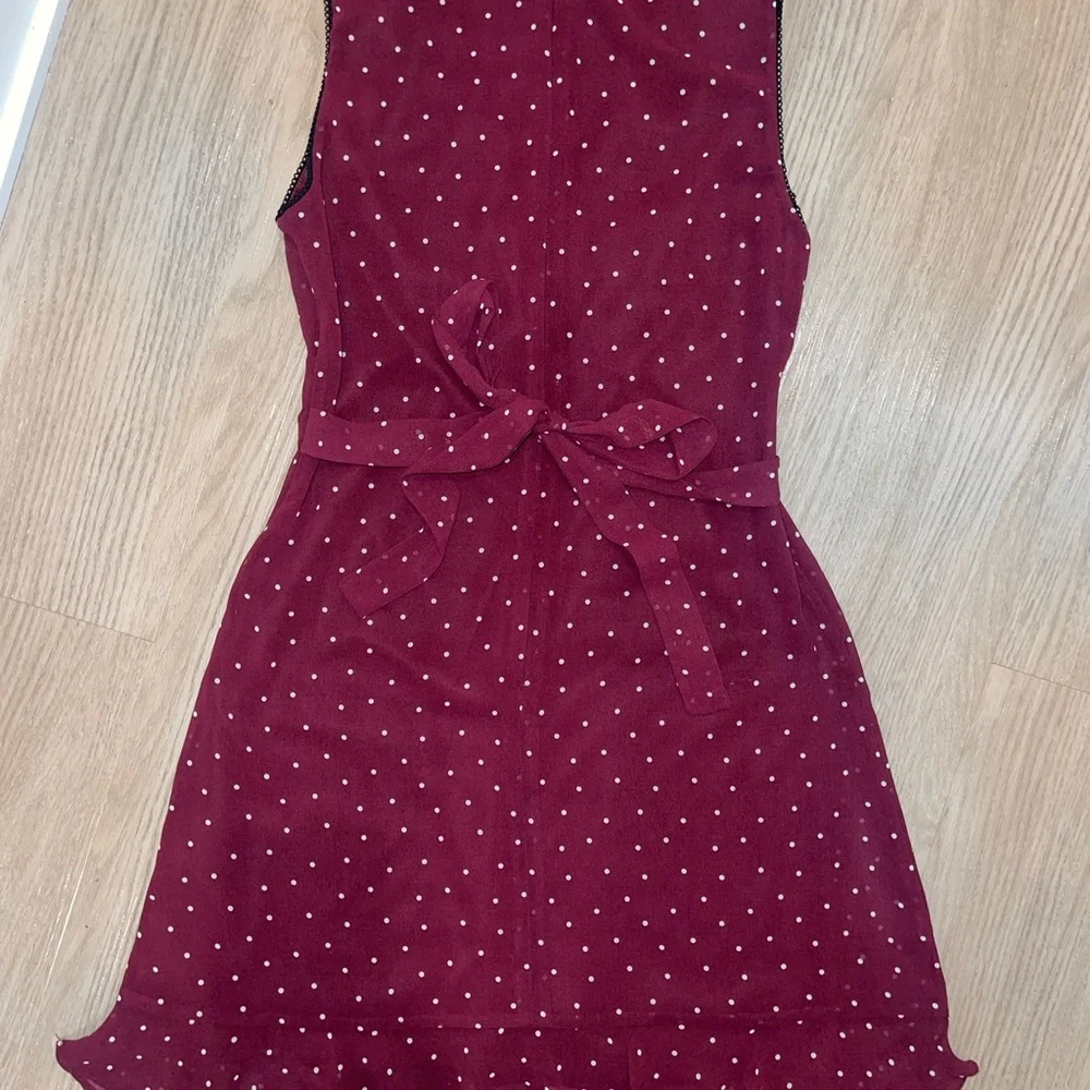 Wayf Maroon Polka Dot Dress NWT - Picture 3 of 3